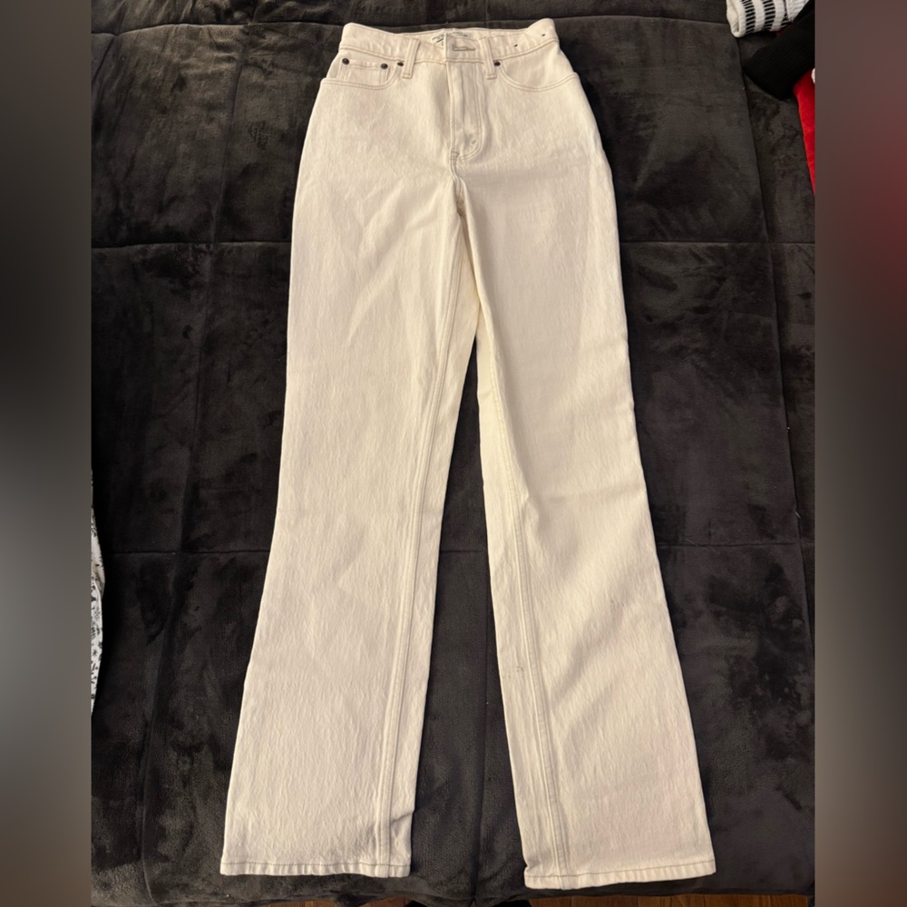 Abercrombie 90s Straight Ultra High Rise Curve Love Jeans